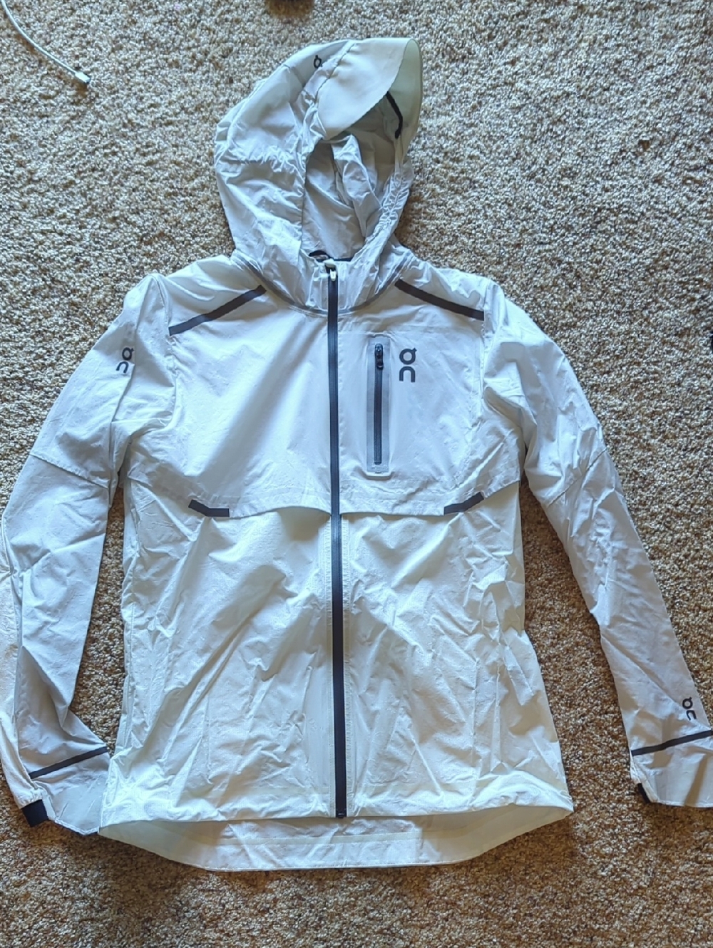 On Running White Hooded Lightweight Shell Jacket